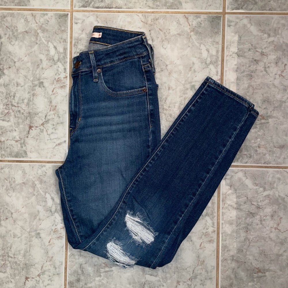 Levi’s High Rise Skinny Jeans